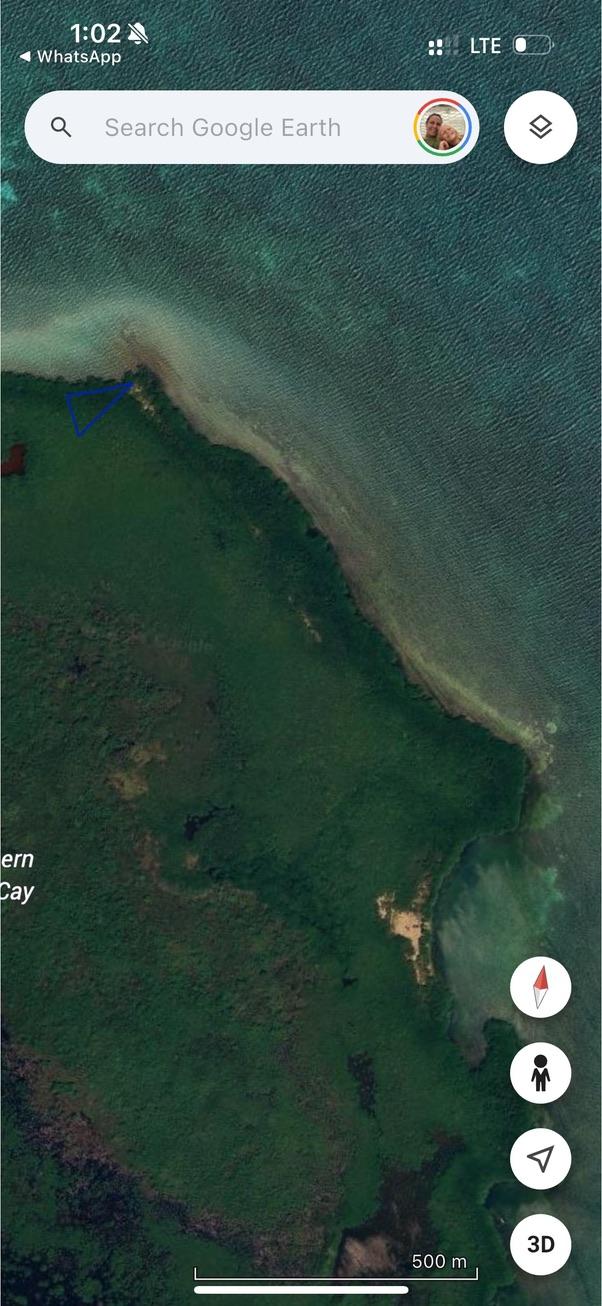 Seafront 1 acre lot on Southern Long Caye.